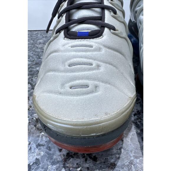 Nike Air Vapormax Plus Sneakers Metallic Silver Gray Blue Black Red Mens Sz 10.5 main image 8